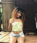 Dating Woman Madagascar to Île de Nosy be hell ville  : Angelina, 22 years